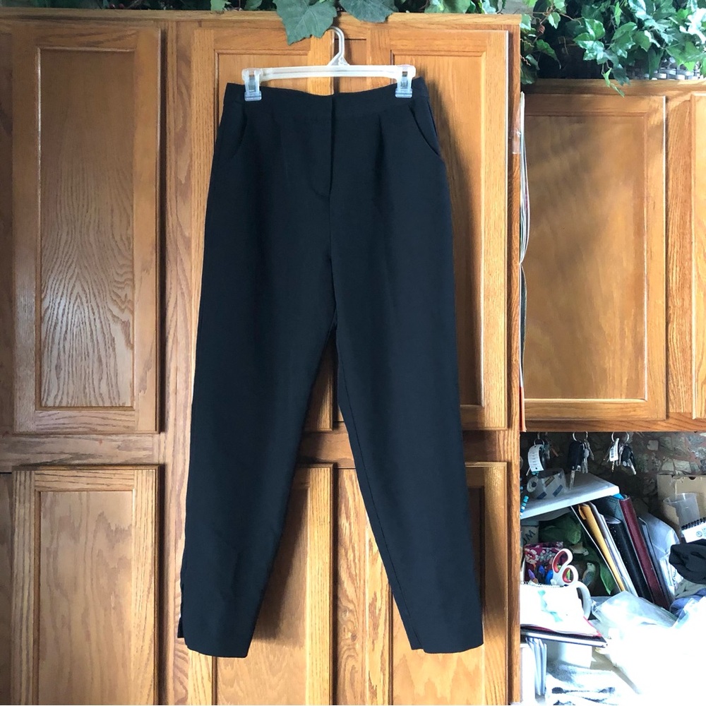 Velvet Heart Pleated Button Hem Tapered Ankle Pants - S